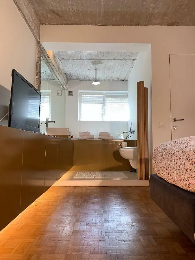 أنتويرب B&B Yellow Submarine فندق مبيت وإفطار